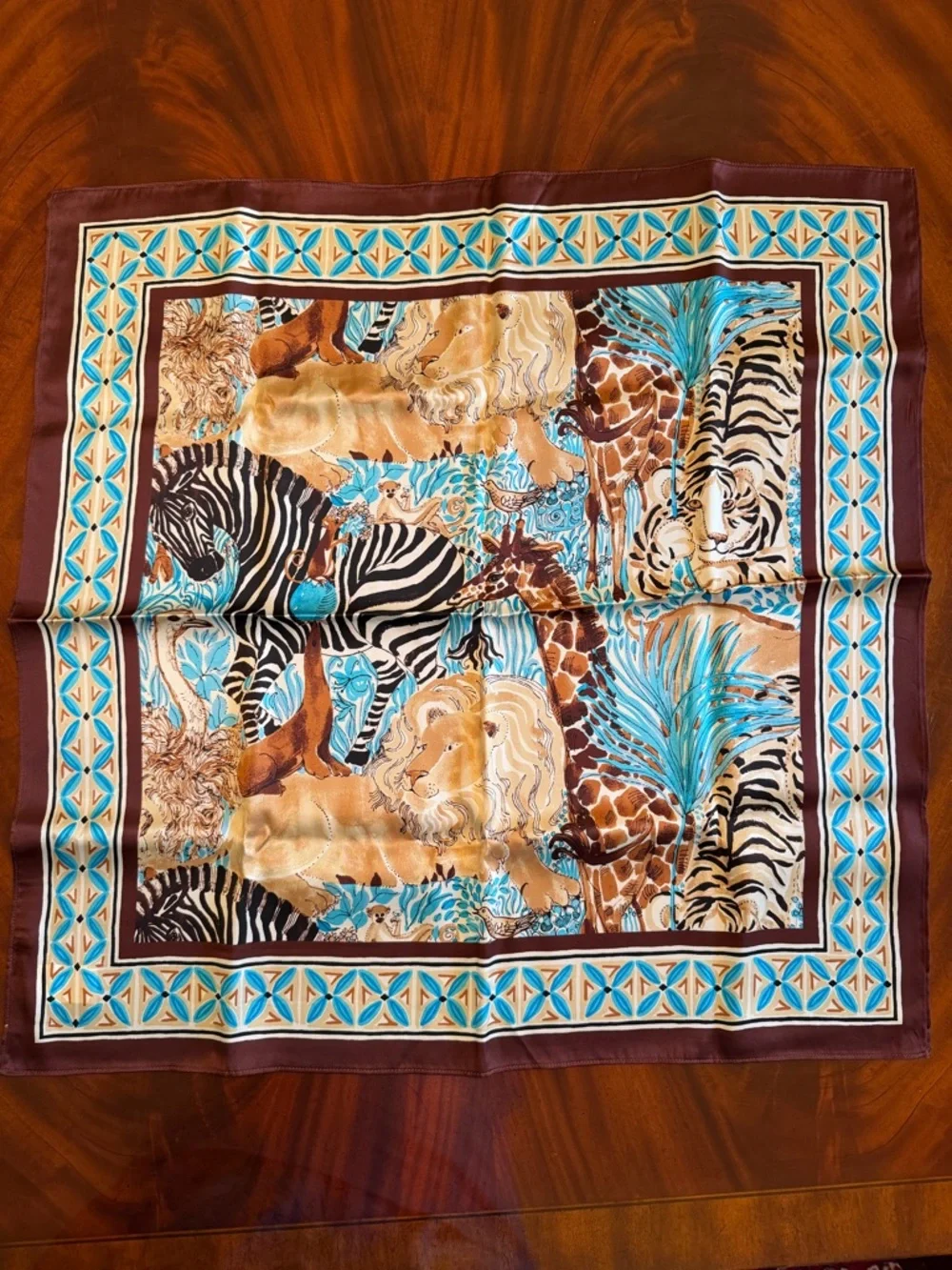 NWT Lilly Pulitzer Lilly’s Zoo 100% Silk Scarf Breezy Aqua 25x25